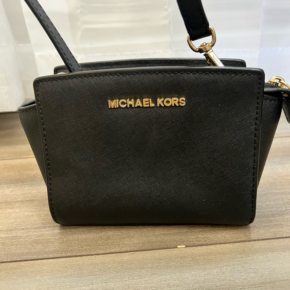 Michael Kors Crossbody Selma